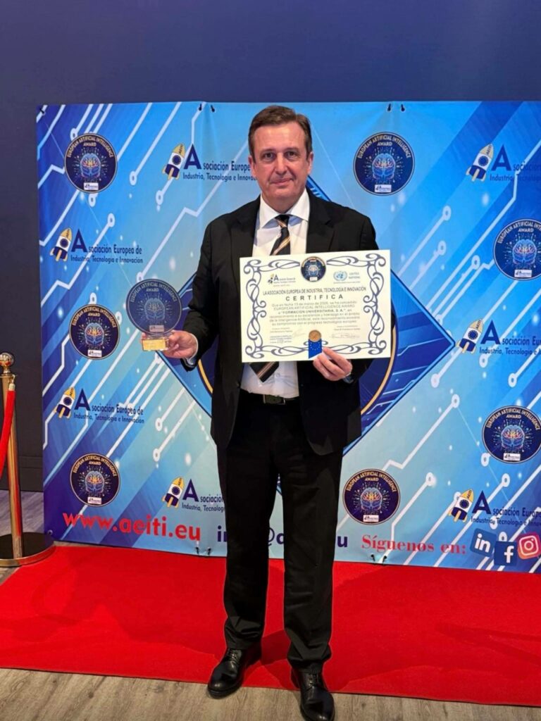 La AEITI reconoce al Grupo Educativo Formación Universitaria por su 25 aniversario