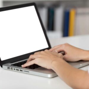 El fin de los másteres de dos años, la alta dirección apuesta por la microespecialización