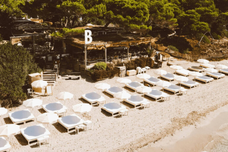La temporada 2026 de beach clubs arranca en Ibiza