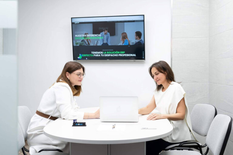 dbGest refuerza su crecimiento con la implantación de Sage Despachos junto a Opentix