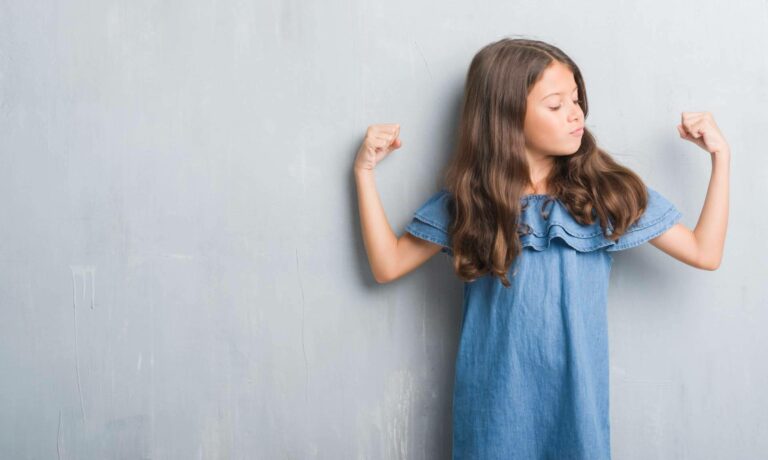 'Crecer con autoestima', una mirada a cómo las palabras construyen la identidad en la infancia