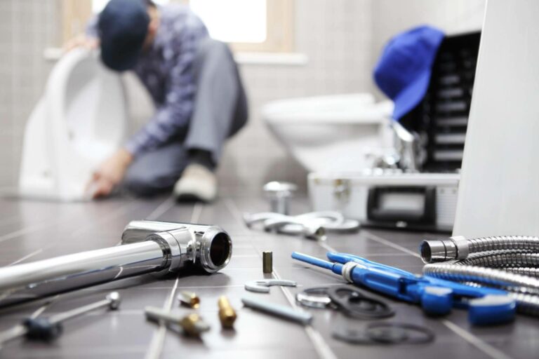 Reparaciones González refuerza su servicio de fontaneros en la provincia de Málaga con atención 24 horas