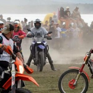 La gran cita del motor y la música en plena naturaleza regresa con Motorbeach Festival 2026
