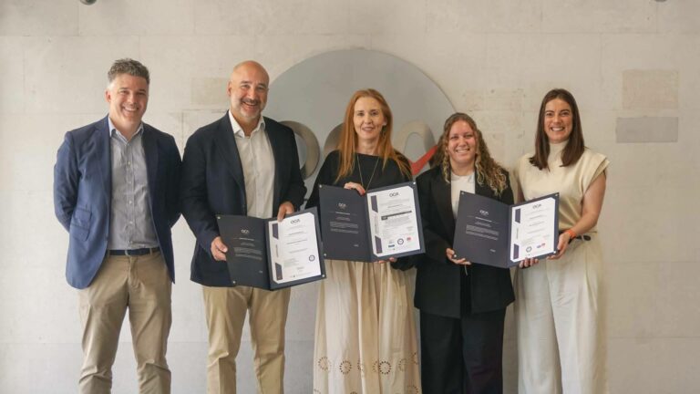 Structurit logra las certificaciones ISO 9001, ISO 27001, ISO 42001 y ENS