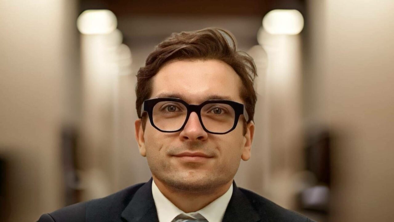 Vaughan nombra a Tomasz Karasek director general y consejero de la sociedad