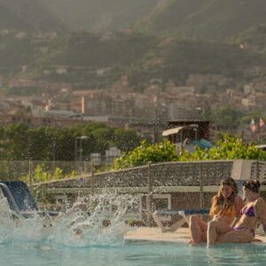 Naturaleza y desconexión en Berga Resort, el camping de montaña cerca de Barcelona