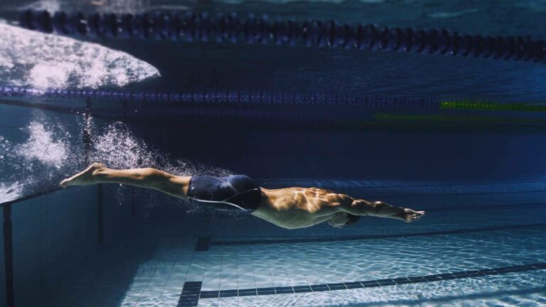 Los bañadores Fastskin de Turbo incorporan tecnología avanzada para nadadores de élite