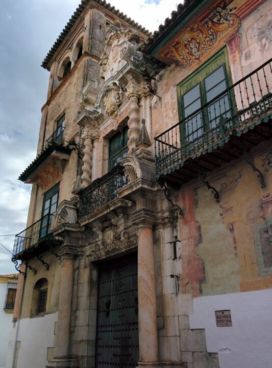 Écija restaurará la antigua biblioteca del Palacio de Peñaflor con fondos estatales