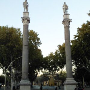 La asociación ADAHE señala al Ayuntamiento por los excesos durante el Orgullo en la Alameda