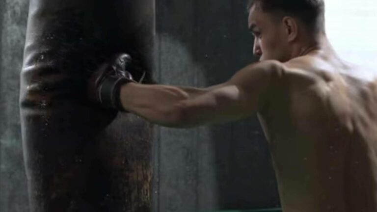 El saco de boxeo y el protector bucal encabezan la lista de equipamiento esencial para entrenar