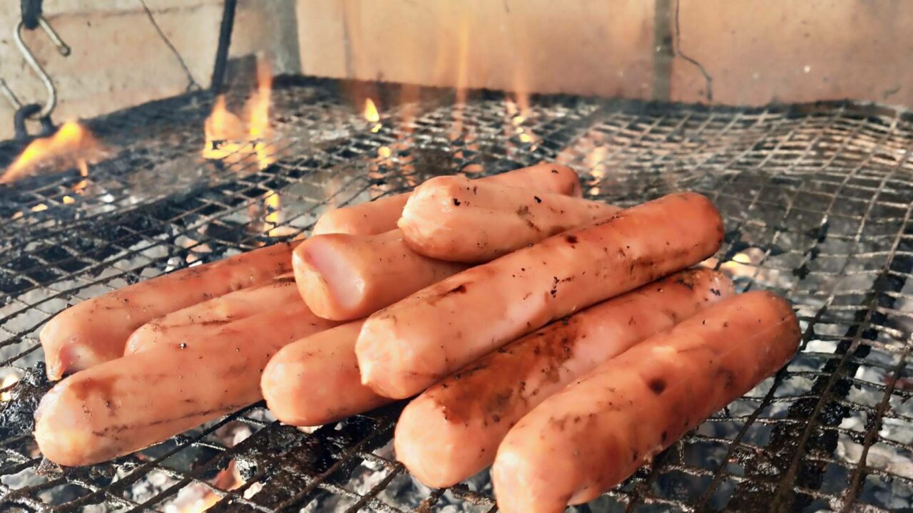 D’Carnilsa impulsa la expansión de la Salchicha Ranchera en Europa con producción propia desde España