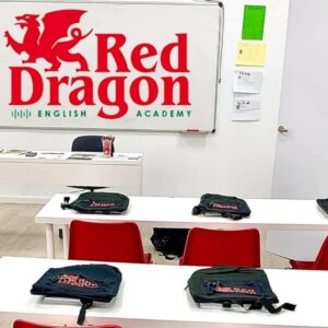 El método de Red Dragon English Academy impulsa otra forma de aprender inglés
