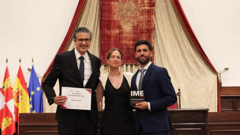 Reconocimiento en la Universidad de Salamanca a Albia IMAP con el Premio Compromiso del IME