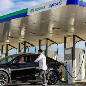 Cuánto tarda en cargar un coche eléctrico y de qué depende realmente