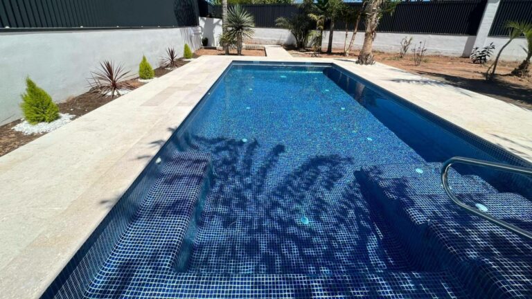 Pool Tiger Europe ofrece una solución sostenible para mantener el agua de piscinas cristalina y saludable