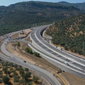 Investigan a un conductor en Sevilla por circular a 157 km/h en una vía limitada a 60
