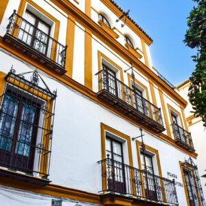 Sevilla se sitúa entre las ciudades más caras para comprar y alquilar vivienda