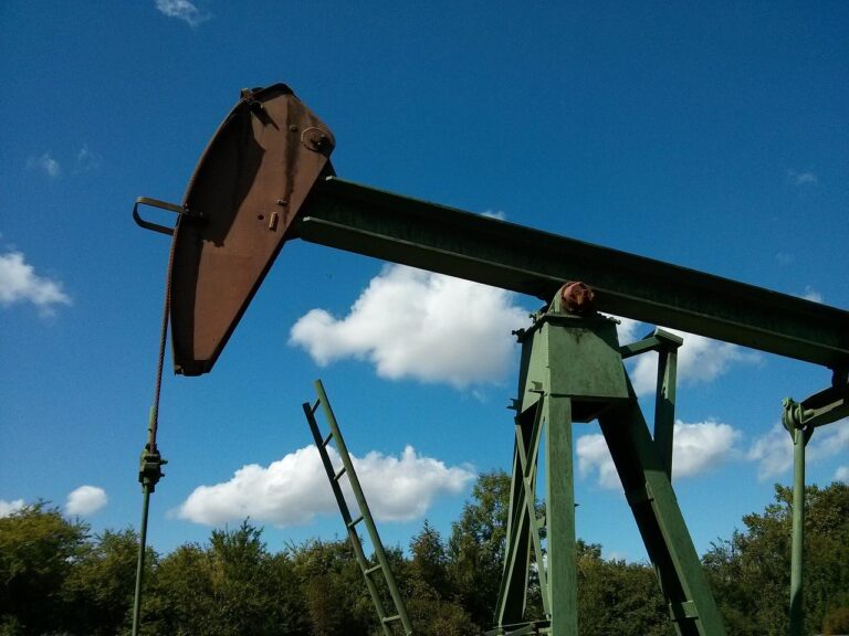 El Ibex 35 abre a la baja y pierde los 19.400 puntos por Oriente Próximo y los dividendos