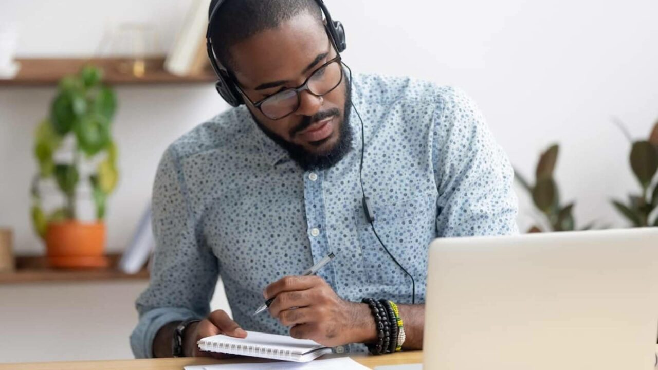 ENEB impulsa las especializaciones online como herramienta para mejorar la empleabilidad de los recién graduados