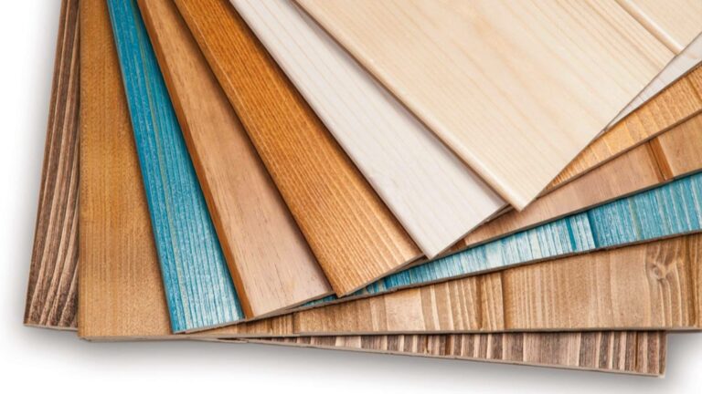 Caliplac apuesta por la personalización del panel sándwich de madera para crear techos únicos