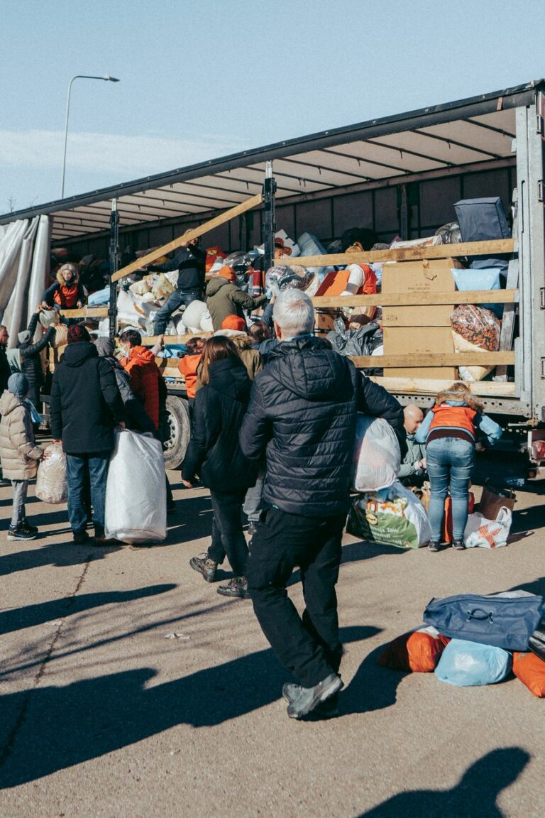 Andalucía registra 161.000 solicitudes en la regularización extraordinaria de inmigrantes