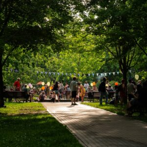 Radio Macandé ofrecerá un concierto gratuito en el parque Almirante Laulhé por el Día del Carmen