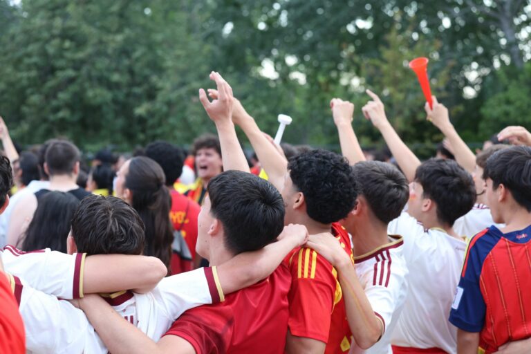Sevilla despliega pantallas gigantes para la semifinal del Mundial España-Francia