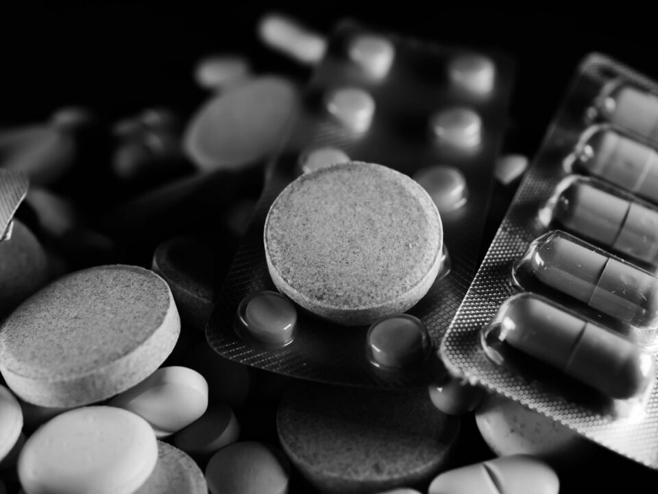 Desmantelado un supermercado de droga en Tiro de Línea con tres detenidos