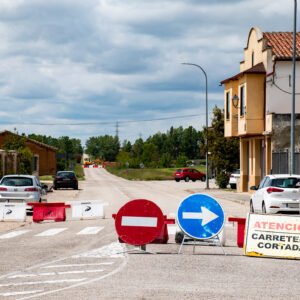 Obras y daños en la vía provocan cortes y restricciones en varias carreteras de Sevilla