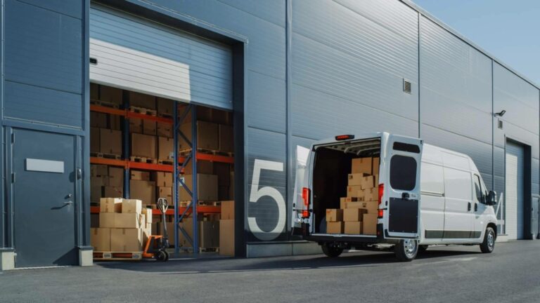 Cadenza Electric continúa creciendo y avanzando para consolidar una oferta cada vez más completa de material eléctrico Schneider