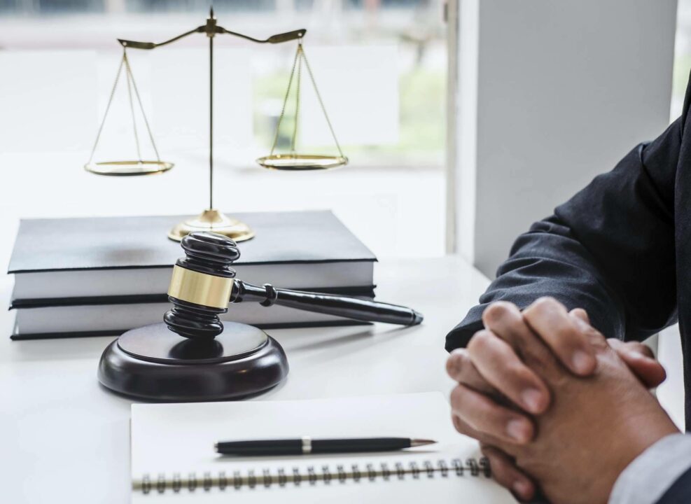 ¿Cómo elegir a un buen abogado? Acertar con el despacho adecuado no es sencillo