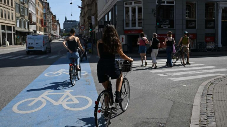 Cómo diseñar ciudades para fomentar el transporte activo y mejorar la calidad de vida urbana