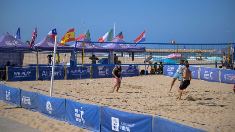 El Med Beach Tour encara la recta final