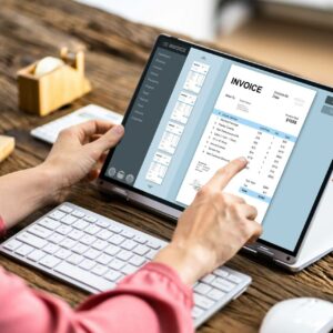 Las agencias tecnológicas aceleran la venta de software propio con la solución legal de CRM Marca Blanca