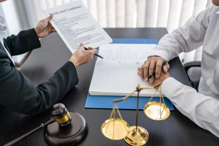 El Tribunal Supremo deja sin intereses una hipoteca subrogada del promotor y obliga al banco a devolver lo cobrado