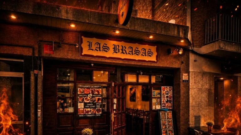Unos jóvenes movilizan a todo Calafell con el nuevo fenómeno musical del verano