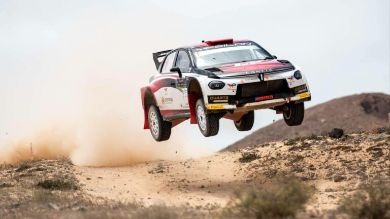 Una décima de segundo decide un emocionante Rallye Isla de Los Volcanes