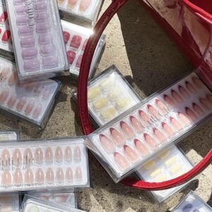 Manicura perfecta en minutos y sin salir de casa; las uñas ‘press-on’ conquistan el mercado español