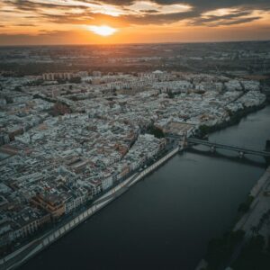 La provincia de Sevilla encara el pico de calor con 42 grados antes de un fin de semana con tormentas