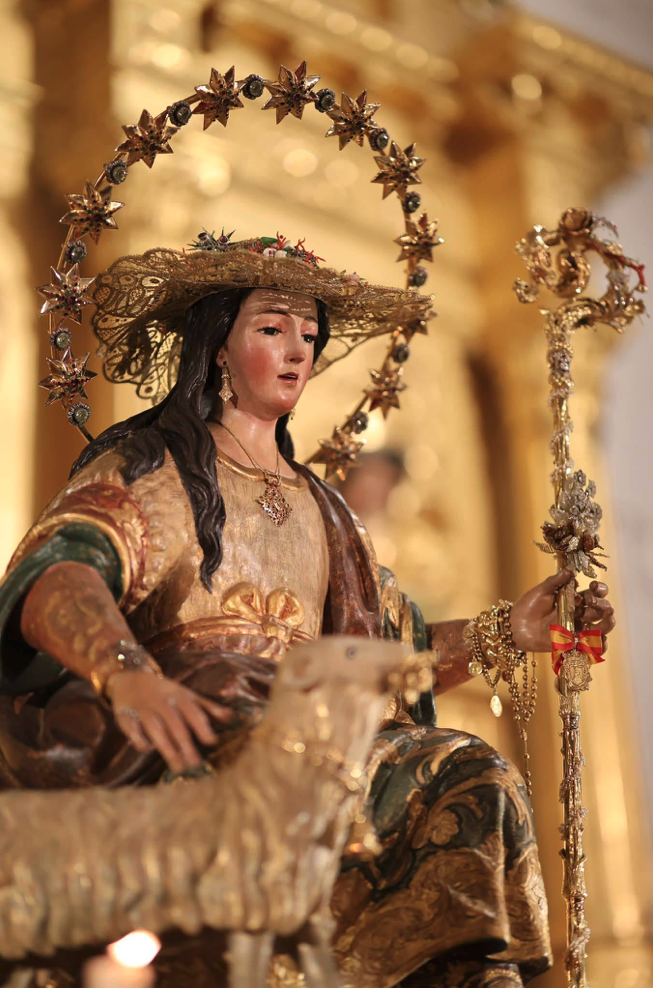 La provincia de Sevilla vive una intensa jornada de procesiones por la Natividad de la Virgen