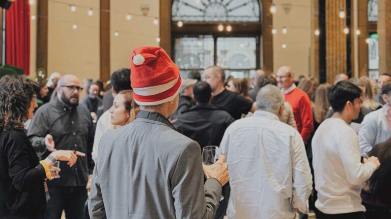Las empresas se anticipan para reservar sus cenas de Navidad corporativas en Barcelona