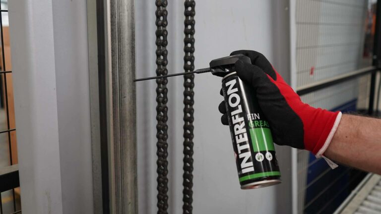 Interflon lanza en España su tienda online de lubricantes premium para la industria