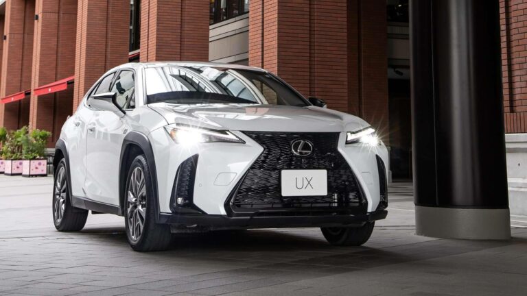 Lexus UX 300h en Madrid; el crossover híbrido pensado para la ciudad