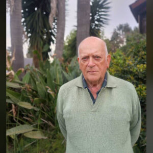 'Caricias para el alma y el corazón'; Roberto Thompson presenta una poesía que invita a sentir más allá de lo tangible