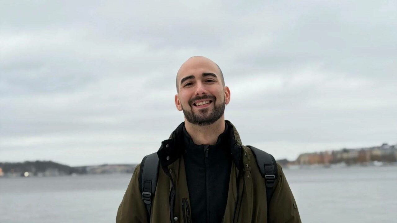 El consultor SEO Alex Figueiras revoluciona el posicionamiento web integrando estrategias SEO, GEO y AEO