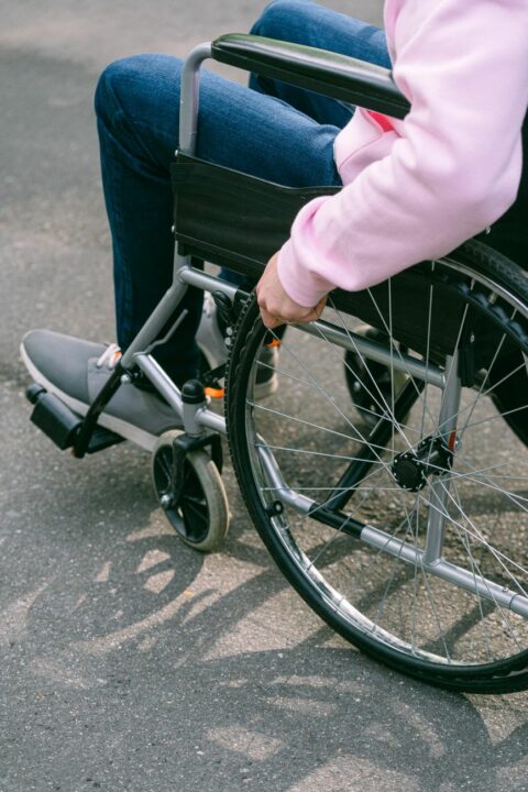 Setenta familias reciben las llaves de sus pisos protegidos en Palmas Altas