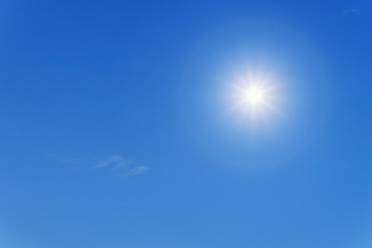 Sevilla encadena una semana estable, seca y con máximas que rozarán los 33 grados