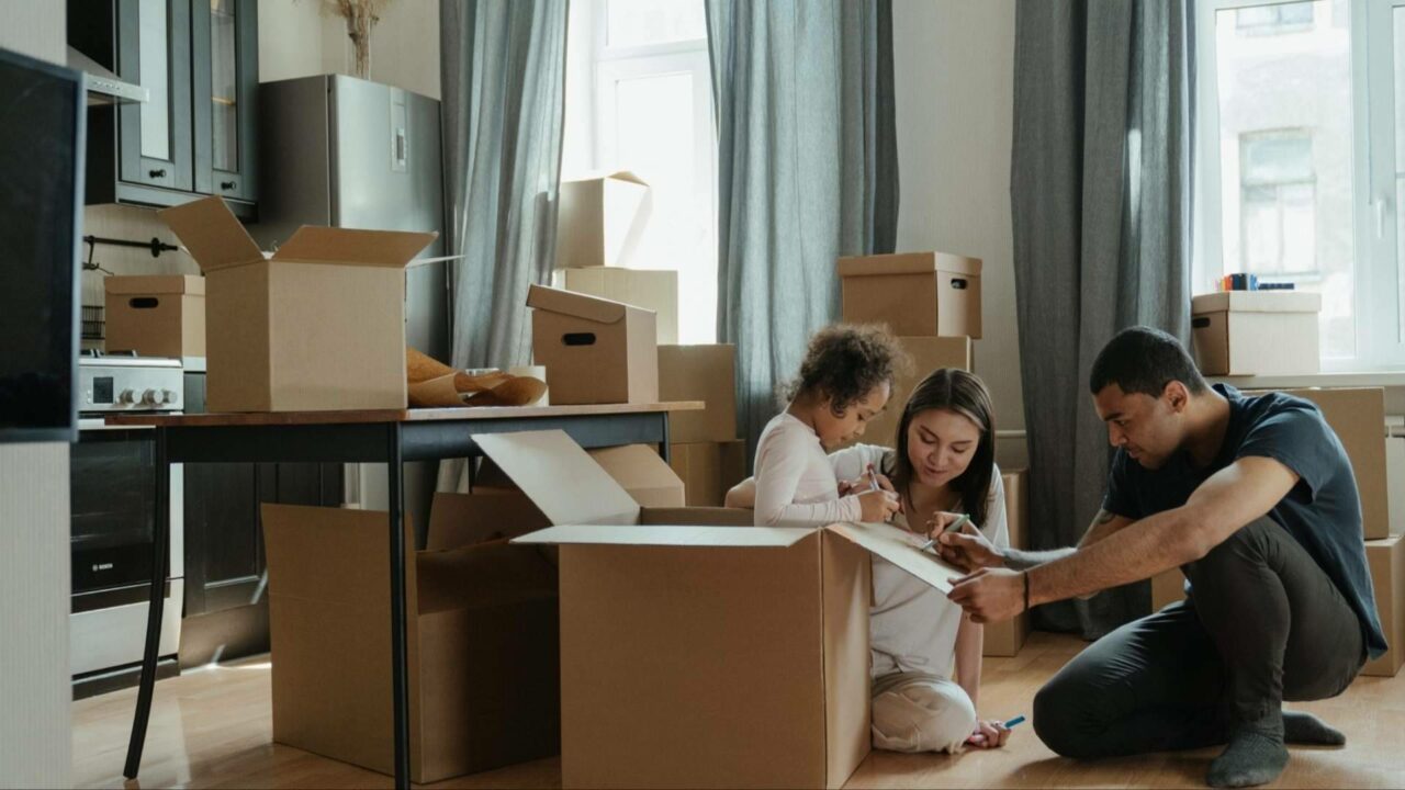 Residencia en España en 2026; principales vías legales según la situación