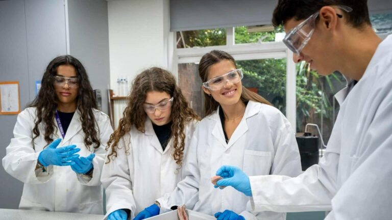 ¿Se está preparado para estudiar fuera? Quizá esa no sea la única pregunta