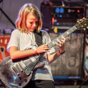 Batalla de Bandas infantil en Málaga; Rock Factory llega por primera vez al Centro Comercial Plaza Mayor